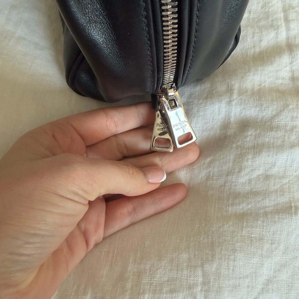 Prada Black Bauletto Saffiano Leather Bag with Soft Pink Calf Leather Interior - Picture 3 of 7
